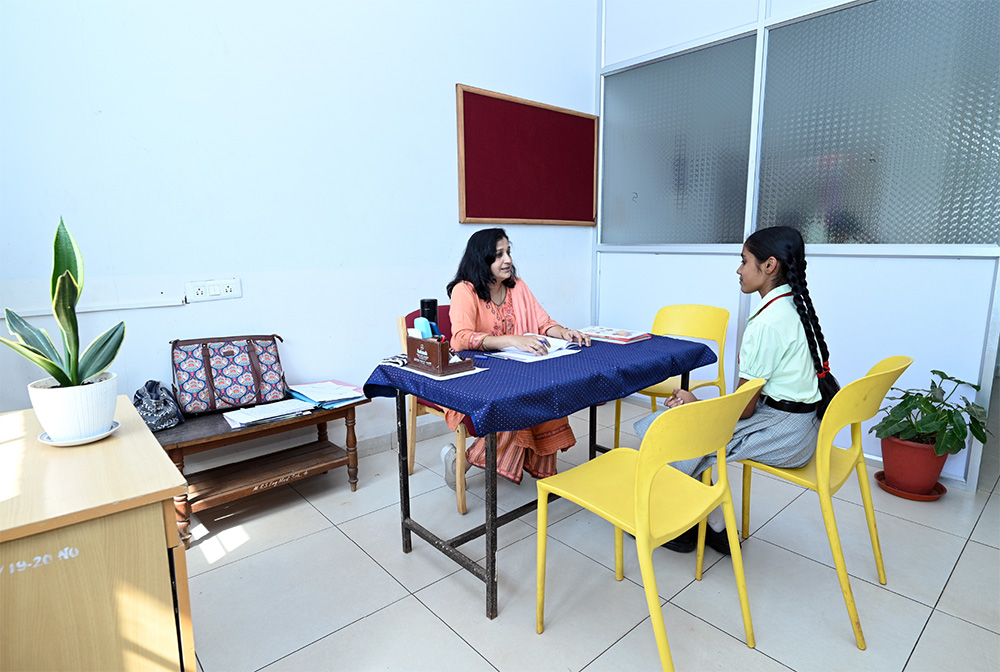 Career Counselling KLE M.R.Sakhare English