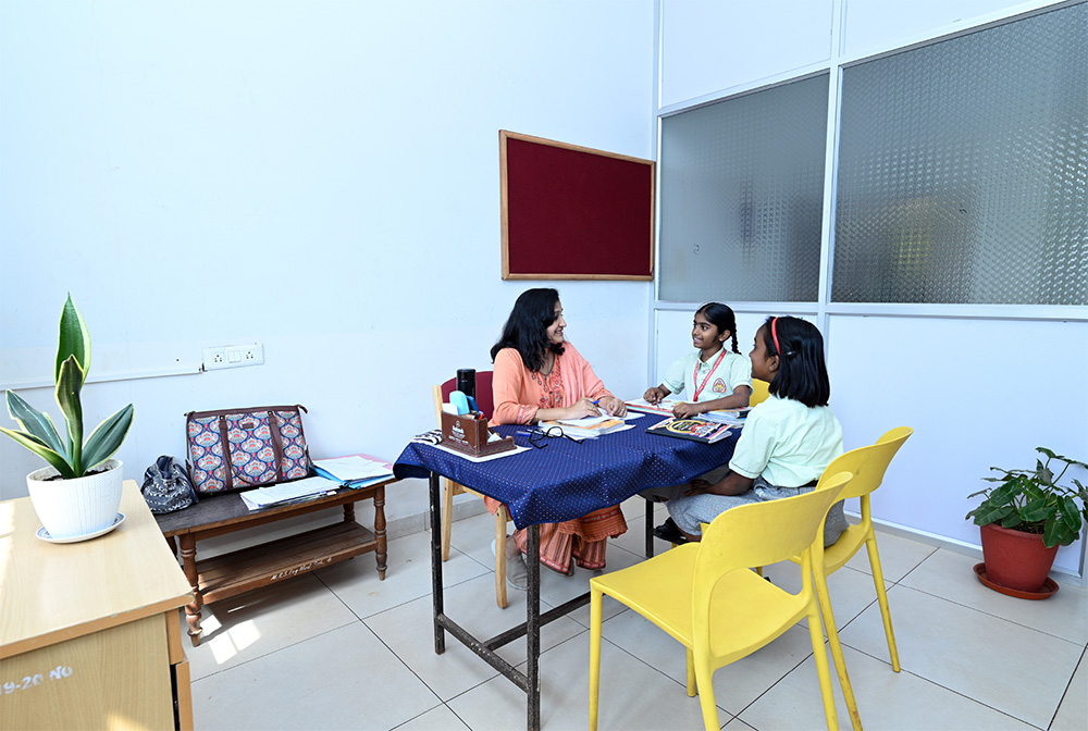 Career Counselling KLE M.R.Sakhare English