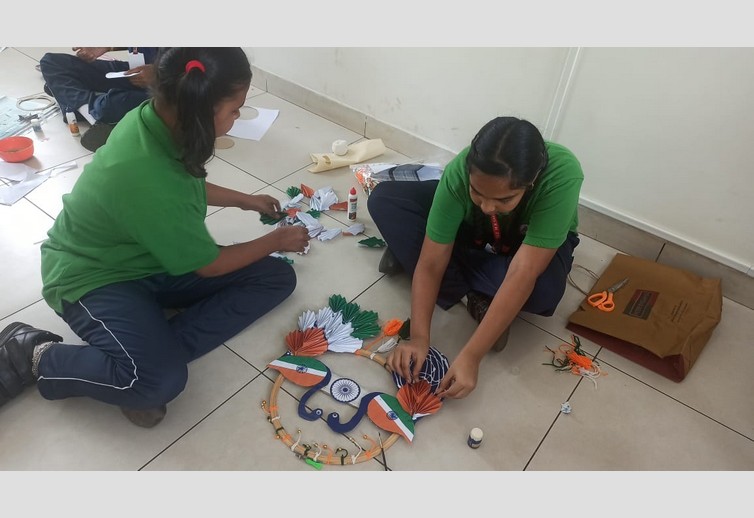 Wall Hangings Competition
