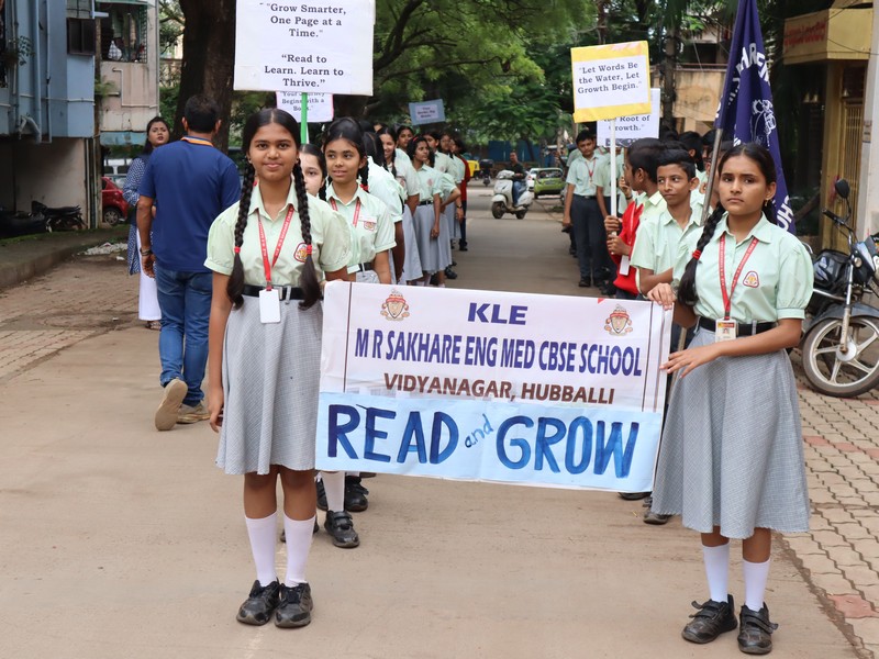 Read and Grow - A Marathon of Minds and Miles!