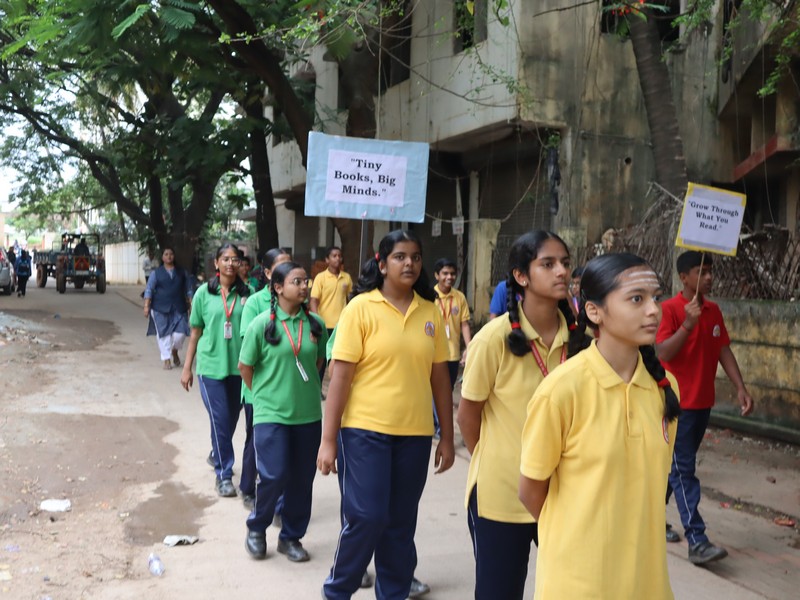 Read and Grow - A Marathon of Minds and Miles!