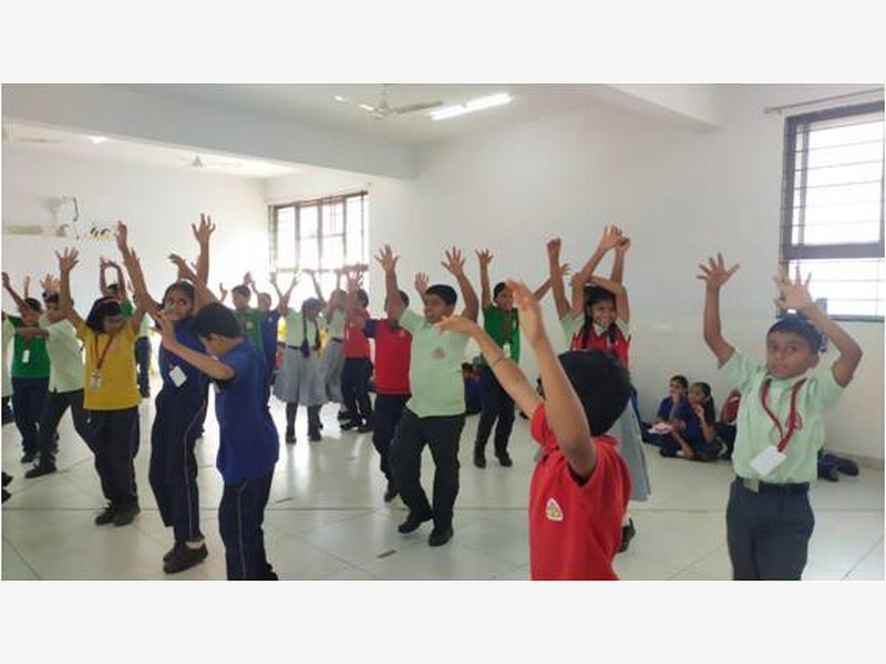KLE M.R. Sakhare English Medium CBSE School, Music and Dance